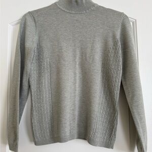 Van Heusen Light Gray Women's Turtleneck Sweater